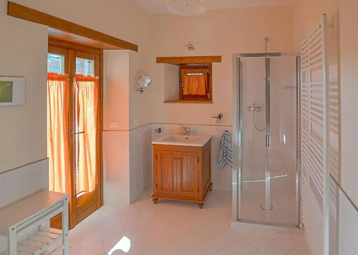 Semesterbostad Casa Maria Pieve Talla